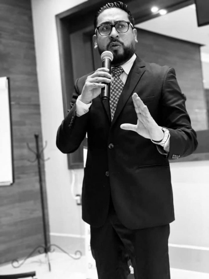 OBLIGACIONES DEL DEFENSOR. A OFRECER DATOS, MEDIOS DE PRUEBA Y PRUEBAS PARA UNA DEFENSA ADECUADA