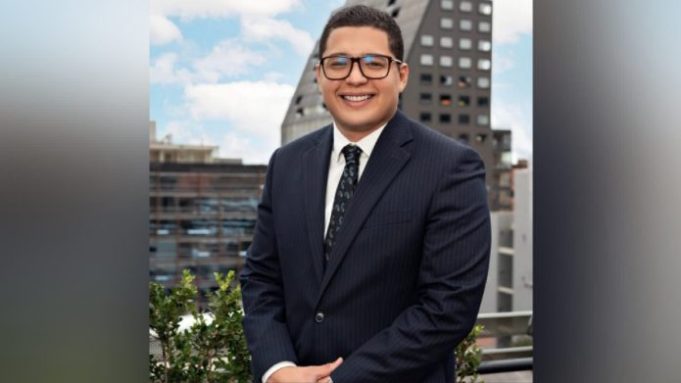 VÍCTIMA: UNA CAMINATA CUESTA ARRIBA