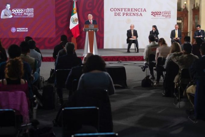 QUIERE AMLO ACABAR CON OPOSITORES, PIDE AL PRI DESLINDARSE DEL PAN