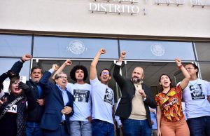 Juez libera a estudiantes de la UdeG detenidos, pero los procesa por despojo