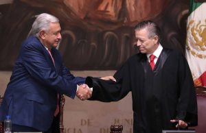 Denuncian a Zaldívar en la SCJN; revelan presiones a magistrados y colusión con AMLO