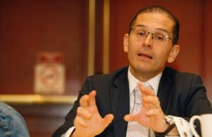 FGR se contradice en caso OHL: reconoce concesión del Viaducto Bicentenario y pide cárcel para Paulo Díez Paulo Diez