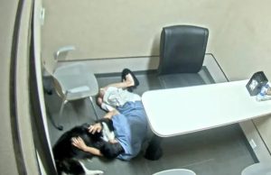 Policía de Fontana paga casi 900 mil dólares a persona por torturarla psicológicamente, lo obligaban a confesar falsamente un delito