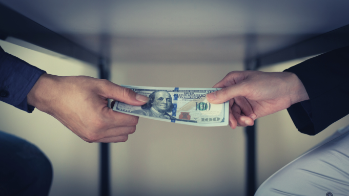 Responsabilidad de los servidores públicos en los delitos de corrupción