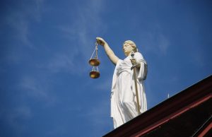 Tesis penales del 13 de junio La diosa de la justicia