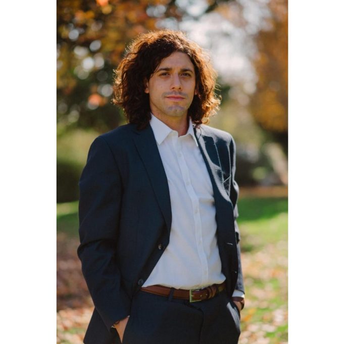 Sesgos cognitivos: qué son, tipos comunes, impacto en la sociedad y cómo reducirlos